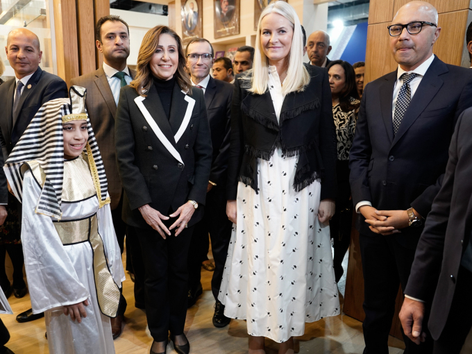 Egyptian Minister of Culture Neveen Al-Kilany and Director of the Cairo Book Fair Dr Ahmed Bahi El Din attended the opening of the Norwegian pavilion and the Guest of Honour Programme. Photo: Cornelius Poppe, NTB